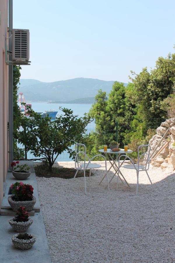 Bella Vista Apartment Komarna Exterior foto