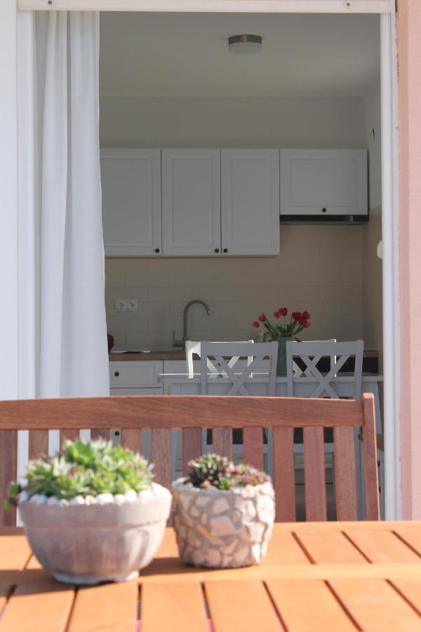Bella Vista Apartment Komarna Exterior foto